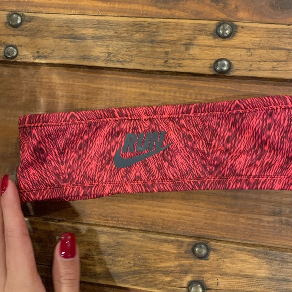 Nike Headband - Picture 6 of 6